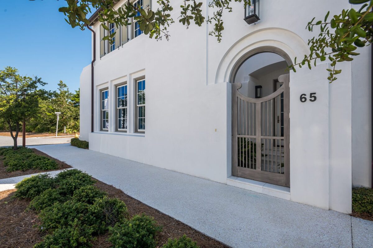 ef-san-juan-gates-shutters-16-e1669068860195 custom wood gate, florida, ef san juan, courtyard gate, alys beach florida